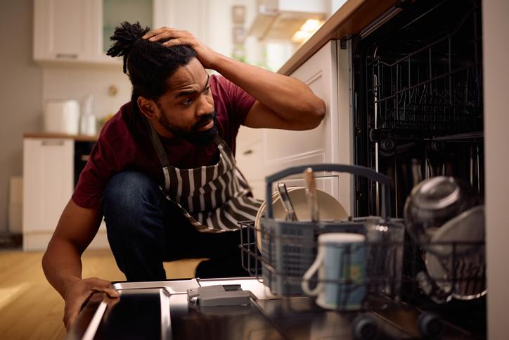 Dishwasher Not Draining, Leaking, or Filling? Causes, Fixes & Troubleshooting Guide