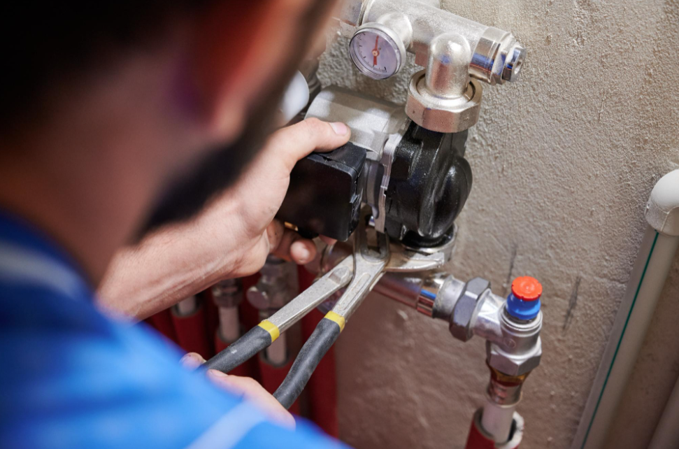 Commercial plumbing services in Kansas City, MO